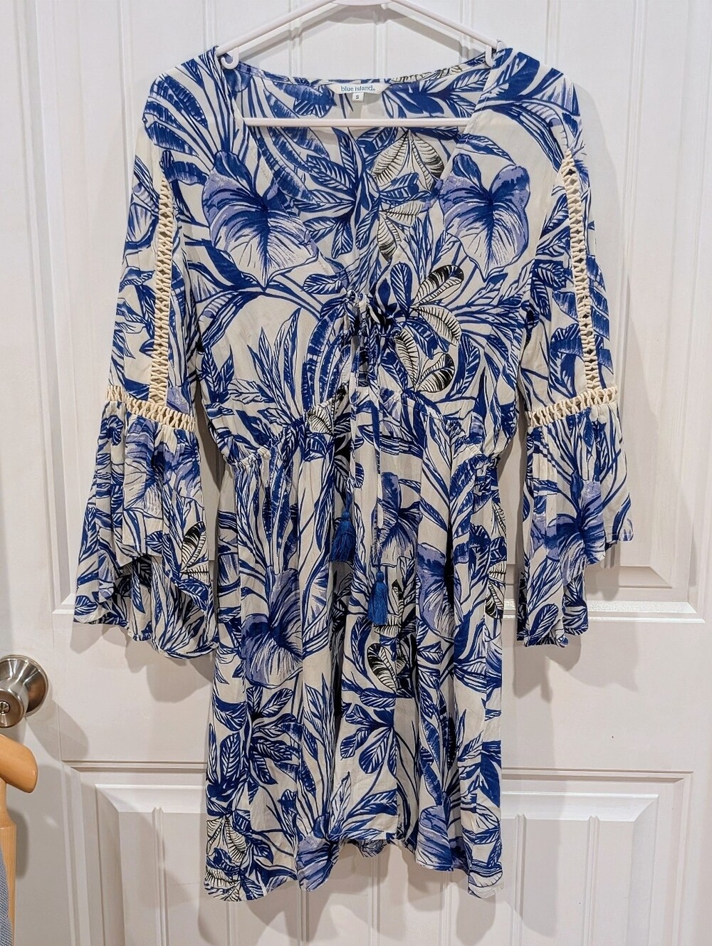blue island White Tunic with Blue Tropical Leaf Print